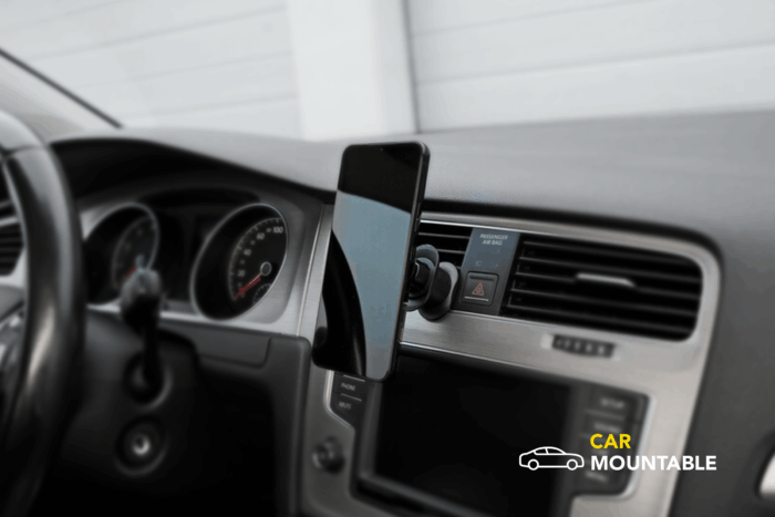 Magneto with Push & Lock Airvent Mount