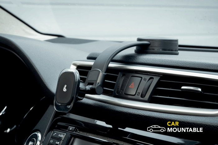 Magneto with Rotable & Flexible Suction Mount