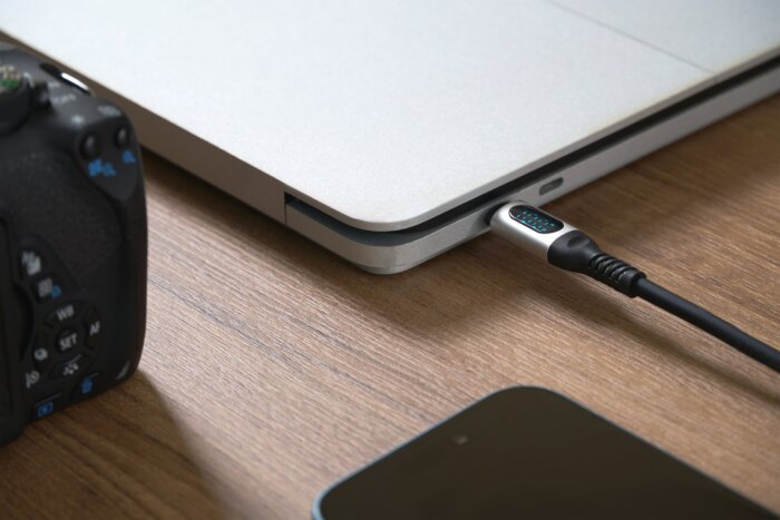 充電線_數顯_C-C_情境圖-4 Duraflex PRO Cables<br>USB 3.0 USB C Digital Display Cable