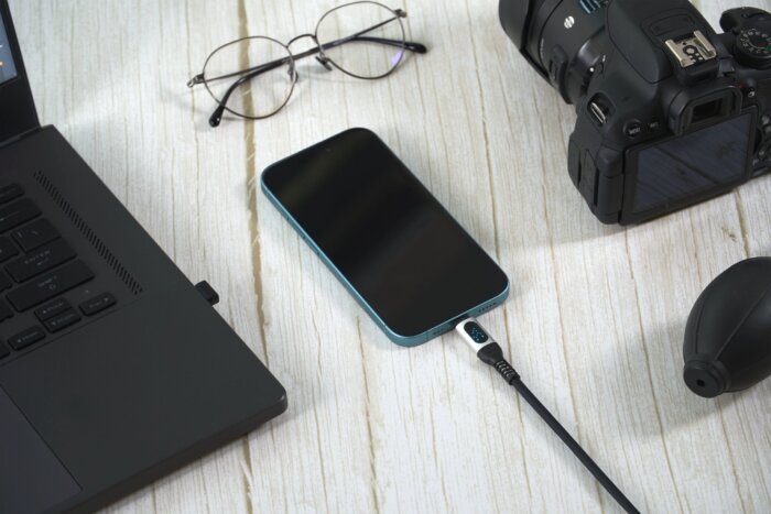 Duraflex PRO Cables<br>USB 3.0 Apple 8pin Digital Display Cable